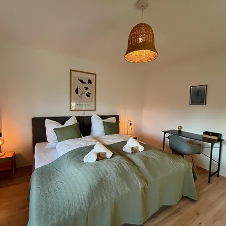 Coming - Moderne Mit Naehe Zu Koeln Messe, Flughafen, Dom, Lanxess-arena - Schnelles Wlan, 2 Kostenlose Parkplaetze ベルギッシュ・グラートバッハ