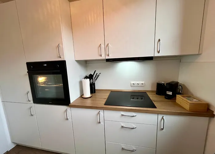 Apartman Coming - Moderne Mit Naehe Zu Koeln Messe, Flughafen, Dom, Lanxess-arena - Schnelles Wlan, 2 Kostenlose Parkplaetze