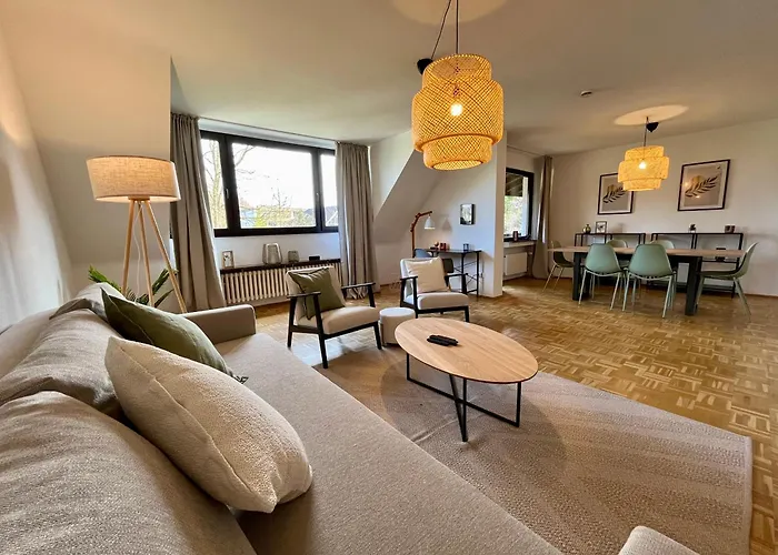 Apartman Coming - Moderne Mit Naehe Zu Koeln Messe, Flughafen, Dom, Lanxess-arena - Schnelles Wlan, 2 Kostenlose Parkplaetze *